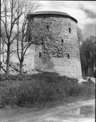 Средняя башня. Фото Скобельцына Б.С.,1973