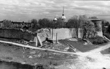Вид с юго-восточной стороны. Фото Скобельцына Б.С.,1973