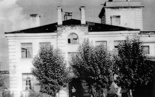 г.Псков, ул.М.Горького, 16  Депо пожарное. 1938 г.  Фото 1953 г.