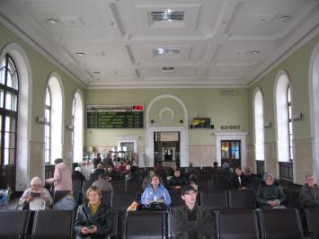 Зал ожидания для пассажиров в северной части здания вокзала