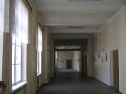 Фрагмент интерьера учебного корпуса. Центральный коридор 2-го этажа.